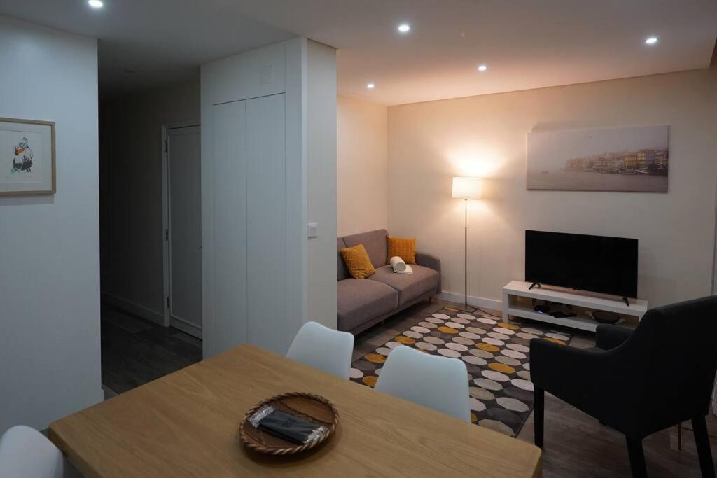Heart Of Cedofeita Apartment Porto Bagian luar foto